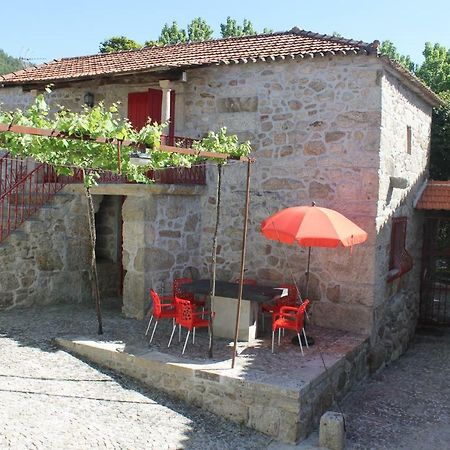 Casa Dos Namorados Vale de Cambra Kültér fotó